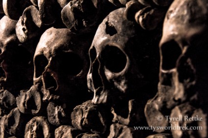 Catacombs-Paris-425x283